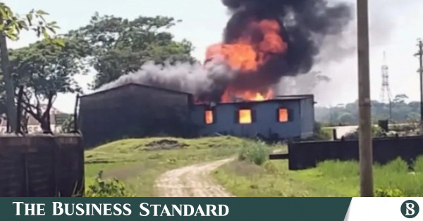 সিলেটে গ্যাস সিলিন্ডার বিস্ফোরণে ৩ শ্রমিক দগ্ধ