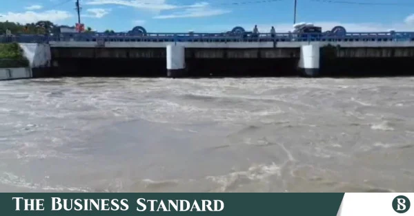 লালমনিরহাটে তিস্তার পানি বিপৎসীমার কাছাকাছি, বন্যার আশঙ্কা