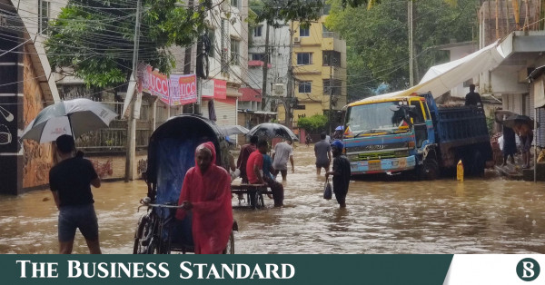 বান্দরবানে বন্যা পরিস্থিতির অবনতি, সারাদেশের সঙ্গে সড়ক যোগাযোগ বিচ্ছিন্ন