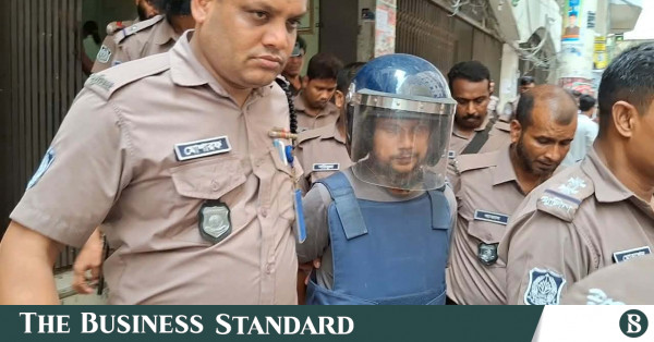 গাইবান্ধায় ৮১ ফুট রাম মূর্তি নির্মাণের উদ্যোক্তাকে কারাগারে প্রেরণ