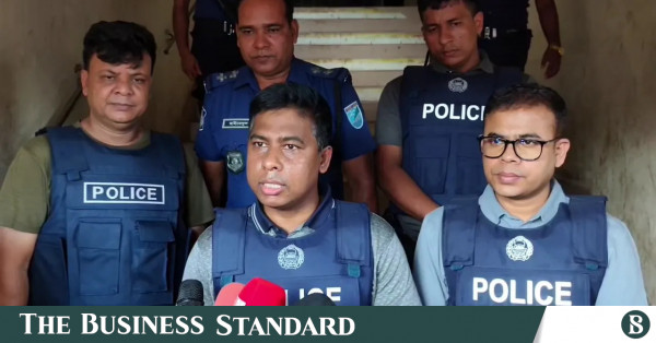 আশুলিয়ায় বন্দুকধারীর জিম্মি থেকে নারী উদ্ধার