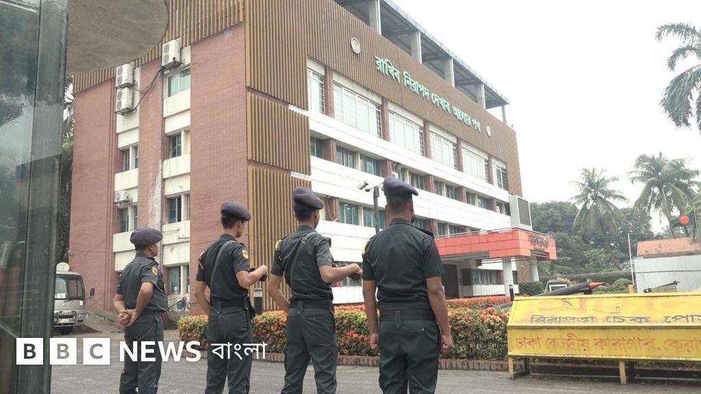 হেফাজতে মৃত্যু নিয়ে প্রশ্ন, কারাবন্দিদের চিকিৎসায় ঘাটতিতে উদ্বেগ