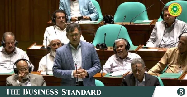 জুলাই অভ্যুত্থানকে রাজনৈতিক ব্যবসায় পরিণত করবেন না: স্বরাষ্ট্র উপদেষ্টা