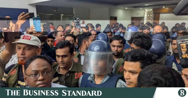 মাকসুদুল হত্যা মামলায় ডেভিড ইমন গ্রেপ্তার, অপরাধী চক্র ভাঙার দাবি পুলিশের