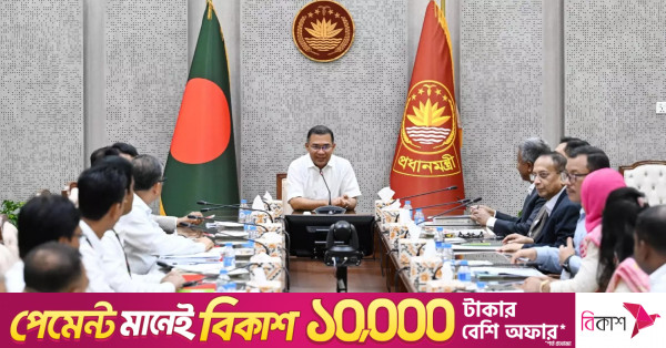 বন্যাদুর্গতদের পাশে দাঁড়াতে দলীয় নেতাকর্মীদের নির্দেশ প্রধানমন্ত্রীর
