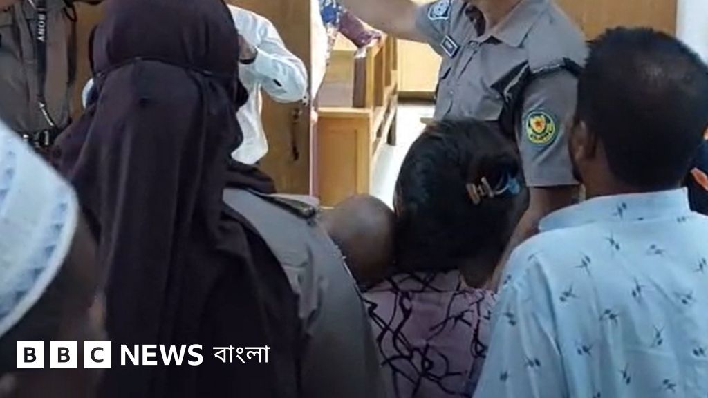 তেরো বছরের কিশোরীর কোলে সাত মাসের শিশু: ভাইরাল ভিডিওর সত্যতা নিয়ে প্রশ্ন