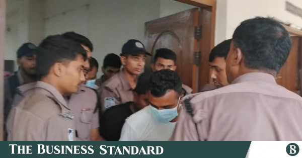 জনপ্রশাসন মন্ত্রণালয়ে নিয়োগ জালিয়াতি: ৩ জনের রিমান্ড