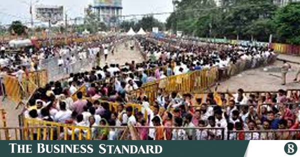 ভারতে হোটেলে অগ্নিকাণ্ড ও পদদলিত হয়ে ১৫ হিন্দু পুণ্যার্থীর মৃত্যু