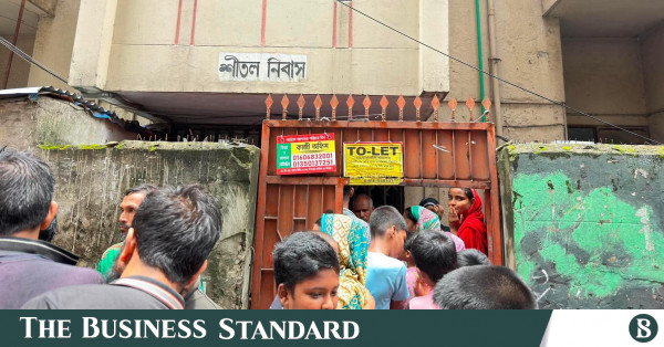 ঢাকার কলাবাগানে স্ত্রী ও শাশুড়িকে হত্যার পর আত্মসমর্পণ