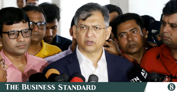 মানবপাচারের নতুন কৌশলের বিরুদ্ধে কঠোর ব্যবস্থা নেওয়ার নির্দেশ স্বরাষ্ট্রমন্ত্রীর