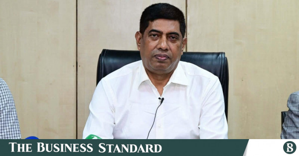 পুলিশের গাড়িতে হামলার সতর্কতা কোনো নির্দিষ্ট হুমকির ভিত্তিতে নয়: ডিবি