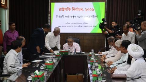 রাষ্ট্রপতি নির্বাচনে মির্জা ফখরুল ও অলি আহমদের মনোনয়ন বৈধ ঘোষণা