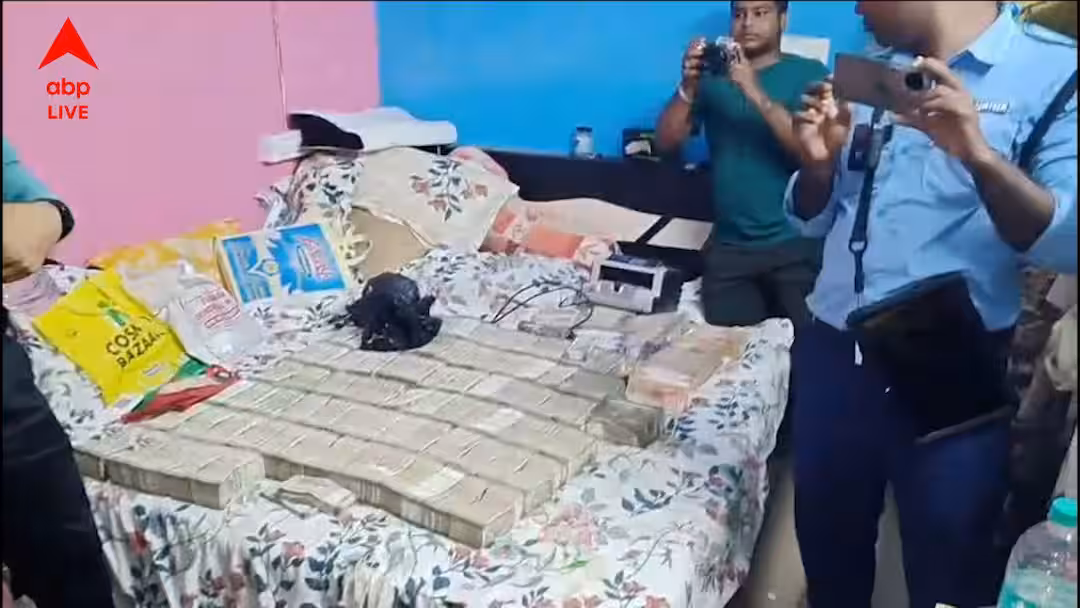 বীরভূমের পর মালদা: প্রাক্তন তৃণমূল নেতার ফ্ল্যাটে মিলল বিপুল অর্থ ও সামগ্রী