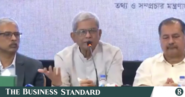সরকারকে কাজ করার সময় দেওয়া উচিত, গণমাধ্যমকে দায়িত্বশীল হওয়ার আহ্বান ফখরুলের