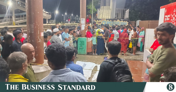 কুমিল্লায় সুবর্ণ এক্সপ্রেসের ধাক্কায় দুই নারীর মৃত্যু