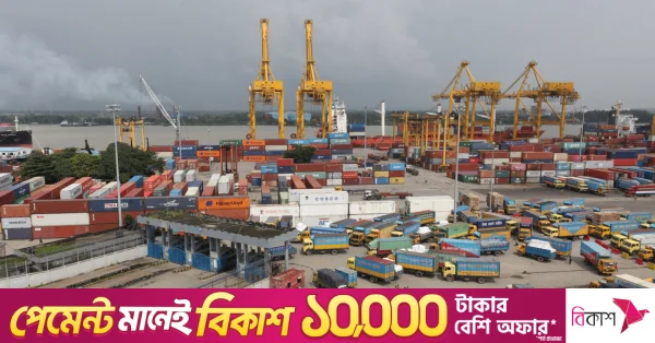 জুলাই মাসে রপ্তানি আয় কমেছে শূন্য দশমিক ৯ শতাংশ