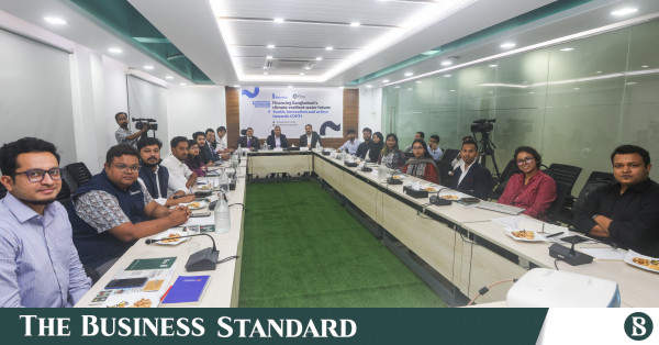 পদ্মা ব্যারেজ বাংলাদেশের এক-তৃতীয়াংশ মানুষের উপকারে আসবে: মন্ত্রী