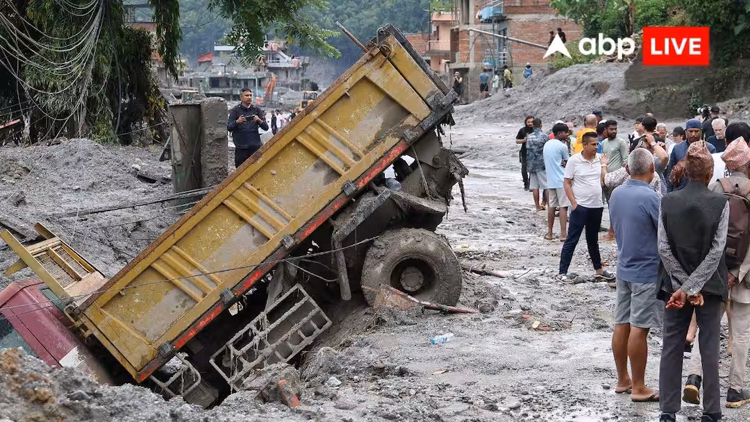 নেপালে ভয়াবহ বন্যা: সাহায্যের বদলে ক্ষতিপূরণের দাবি কাঠমান্ডুর
