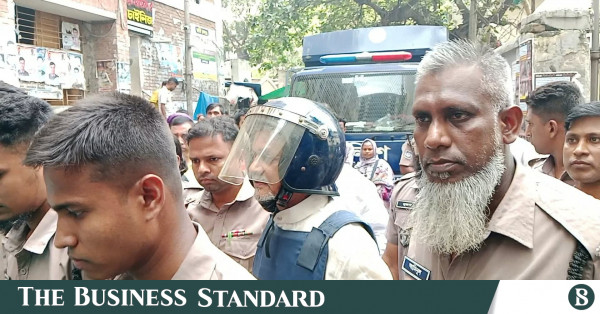 আরও দুই মামলায় গ্রেপ্তার দেখানো হলো সাবেক চিফ হুইপ আ স ম ফিরোজকে