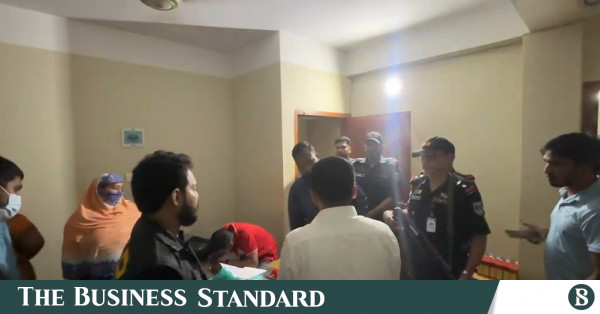 ফরিদপুরে এনসিপি নেতার নকল ওষুধের কারখানায় অভিযান