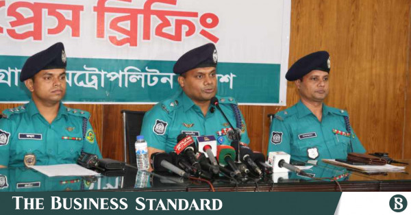 চট্টগ্রামে চোর চক্রের ৭ সদস্য গ্রেপ্তার, ১৫ লাখ টাকা ও স্বর্ণ উদ্ধার