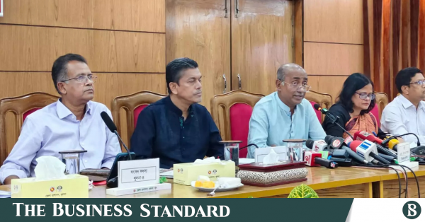 আইনি কাঠামোর বাইরে কোনো পদক্ষেপ বা 'ক্রসফায়ারের' সুযোগ নেই: আইনমন্ত্রী