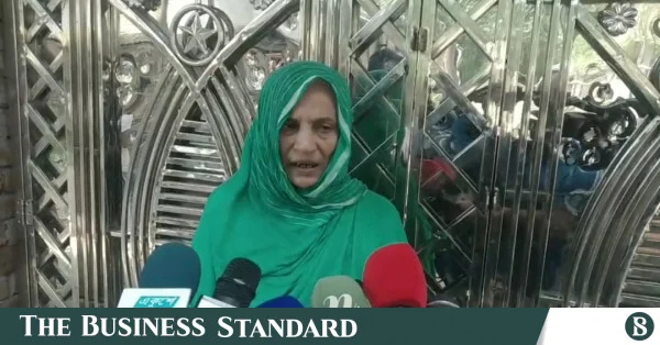 কুষ্টিয়ায় ১২ দিনে ২১টি বাড়িতে হামলা ও ভাঙচুর