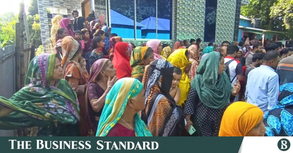 মানিকগঞ্জে একই পরিবারের তিনজনের মরদেহ উদ্ধার