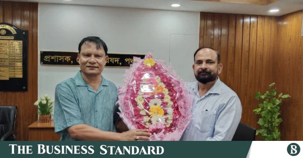 পঞ্চগড় জেলা পরিষদের প্রশাসক হিসেবে এম এ মজিদ নিয়োগপ্রাপ্ত