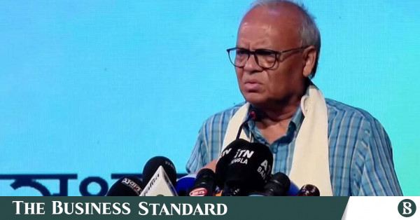 রাজপথে আন্দোলনের হুমকি না দিয়ে সংসদে বিকল্প জ্বালানি পরিকল্পনা দিন: রিজভী