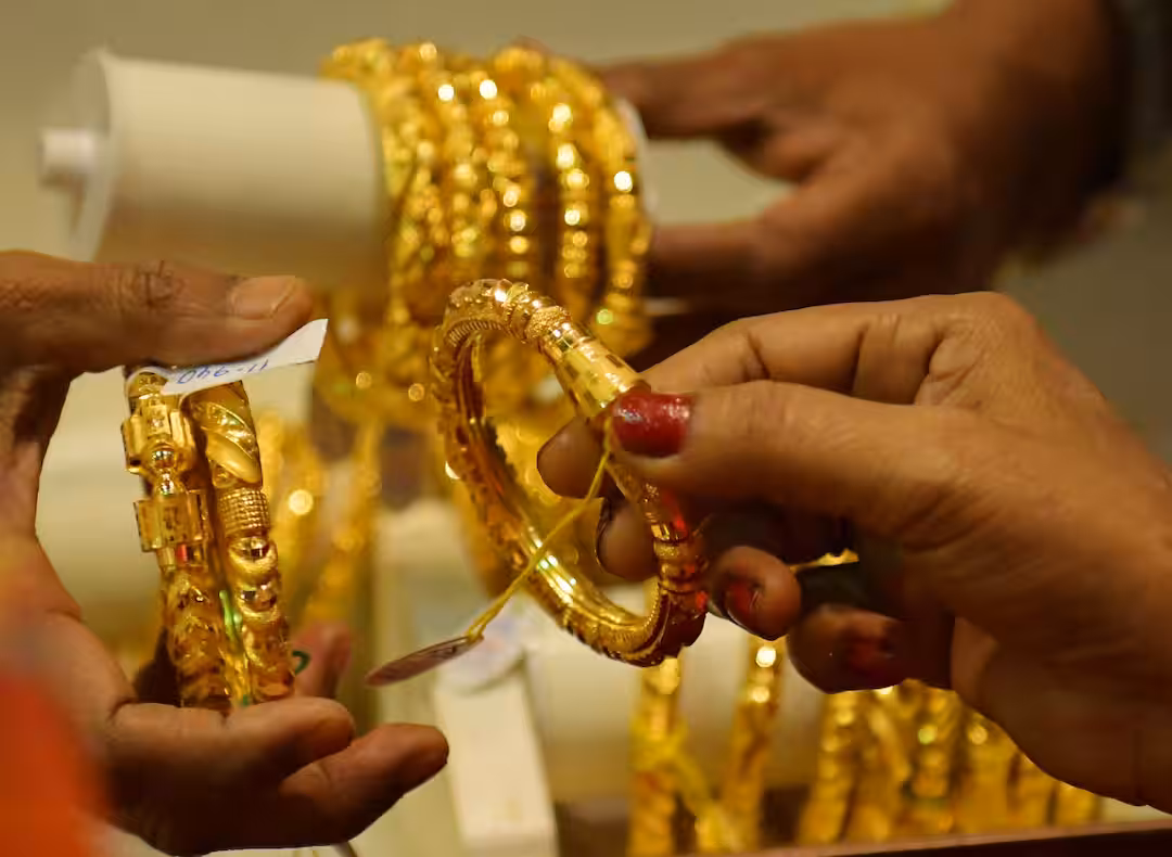 ধনতেরাসের আগে সোনার দামে বড় পরিবর্তন