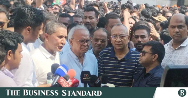 দেশ পুনর্গঠনে যুবদল সহায়ক শক্তি হিসেবে কাজ করবে: রিজভী