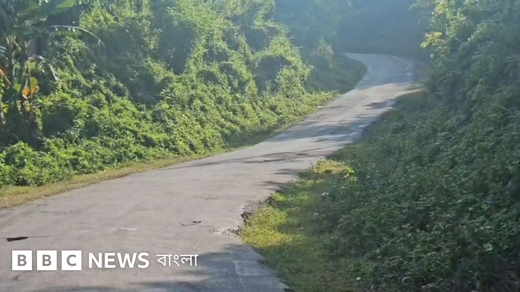 রাঙামাটি ও খাগড়াছড়িতে আধাবেলা সড়ক অবরোধের ডাক