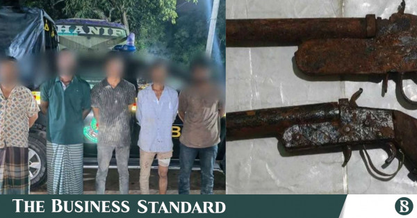 চট্টগ্রামে এসআরবি সদস্যদের ওপর হামলার ঘটনায় গ্রেপ্তার ৫