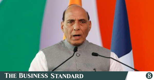 ভারতে বাংলাদেশ স্টাইলে সরকার পরিবর্তনের চেষ্টা করছে কংগ্রেস ও তাদের মিত্ররা: রাজনাথ সিং