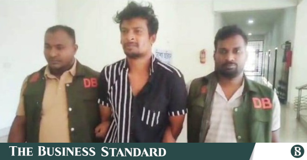 নারায়ণগঞ্জে তালিকাভুক্ত অপরাধী 'বড় সাজ্জাদ'-এর সহযোগী সানি গ্রেপ্তার