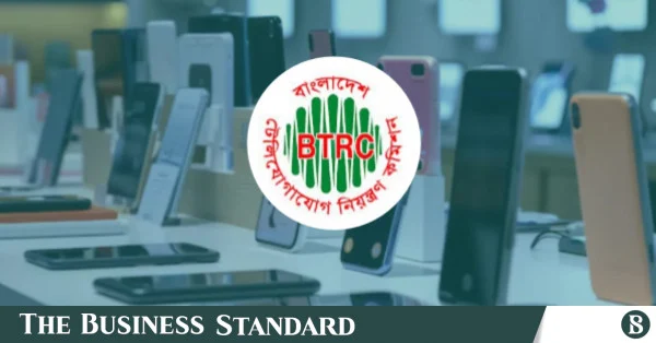 অবৈধ হ্যান্ডসেট থেকে বছরে ২ হাজার কোটি টাকা কর ফাঁকি রোধে এনইআইআর কার্যক্রম