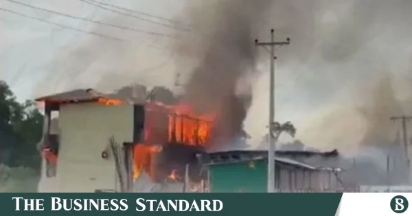 কক্সবাজারে রিসোর্টে অগ্নিকাণ্ড: মালিক ও ব্যবস্থাপকের বিরুদ্ধে মামলা, ডিএনএ পরীক্ষার মাধ্যমে ১০ জনের পরিচয় শনাক্তের উদ্যোগ
