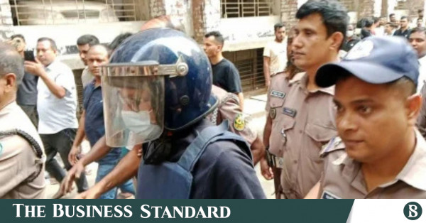জুলাই অভ্যুত্থানে হত্যাচেষ্টা মামলা: ডায়মন্ড ওয়ার্ল্ডের এমডি কারাগারে