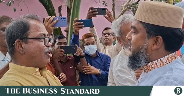 ঠাকুরগাঁও-১ উপনির্বাচনে জয়ী মির্জা ফয়সালের পরাজিত জামায়াত প্রার্থীর সঙ্গে সাক্ষাৎ