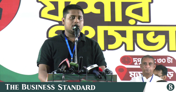 সরকার ক্রসফায়ার শুরু করলে প্রথম শিকার হবে বিএনপি: হাসনাত আবদুল্লাহ
